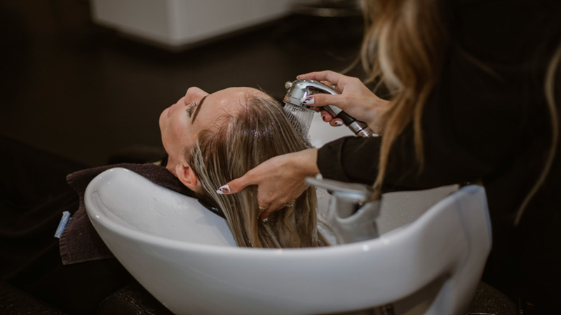 What Is The Correct Way To Wash Your Hair?