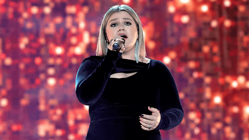 how did kelly clarkson lose so much weight